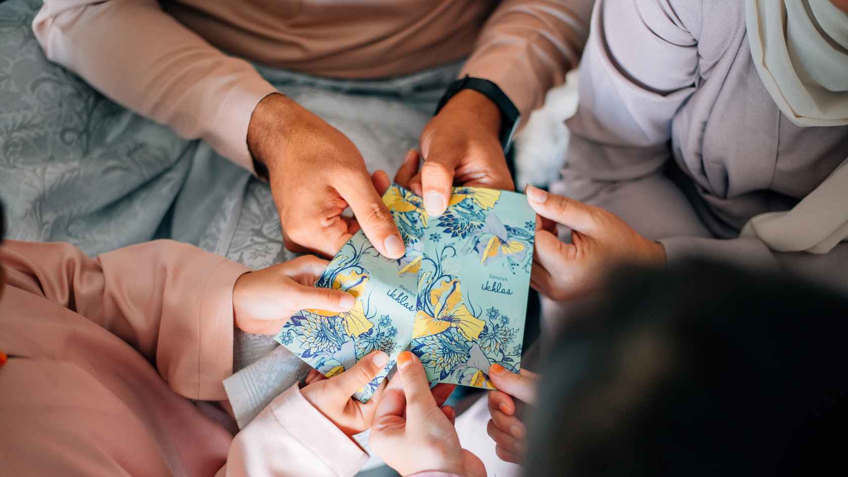 raya cash bonus or duit raya